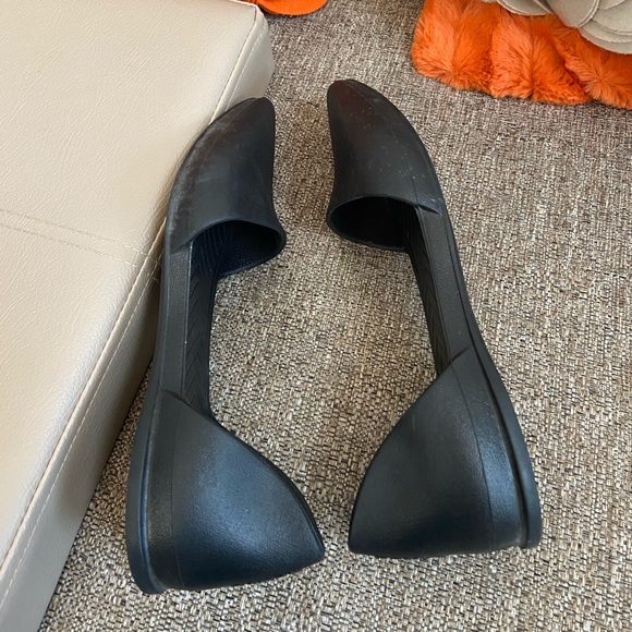 ❗️SOLD❗️Native Audrey Pointed Toe Flats❣️ - Picture 7 of 9